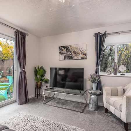 Worcester Fabulous Cherry Tree Mews Self Check In Dogs Welcome By Prior Arrangement , 2 Double Bedrooms ,Super Fast Wi-Fi, With Free Off Road Parking For 2 Vehicles Near Royal Hospital And Woodland Walks Extérieur photo