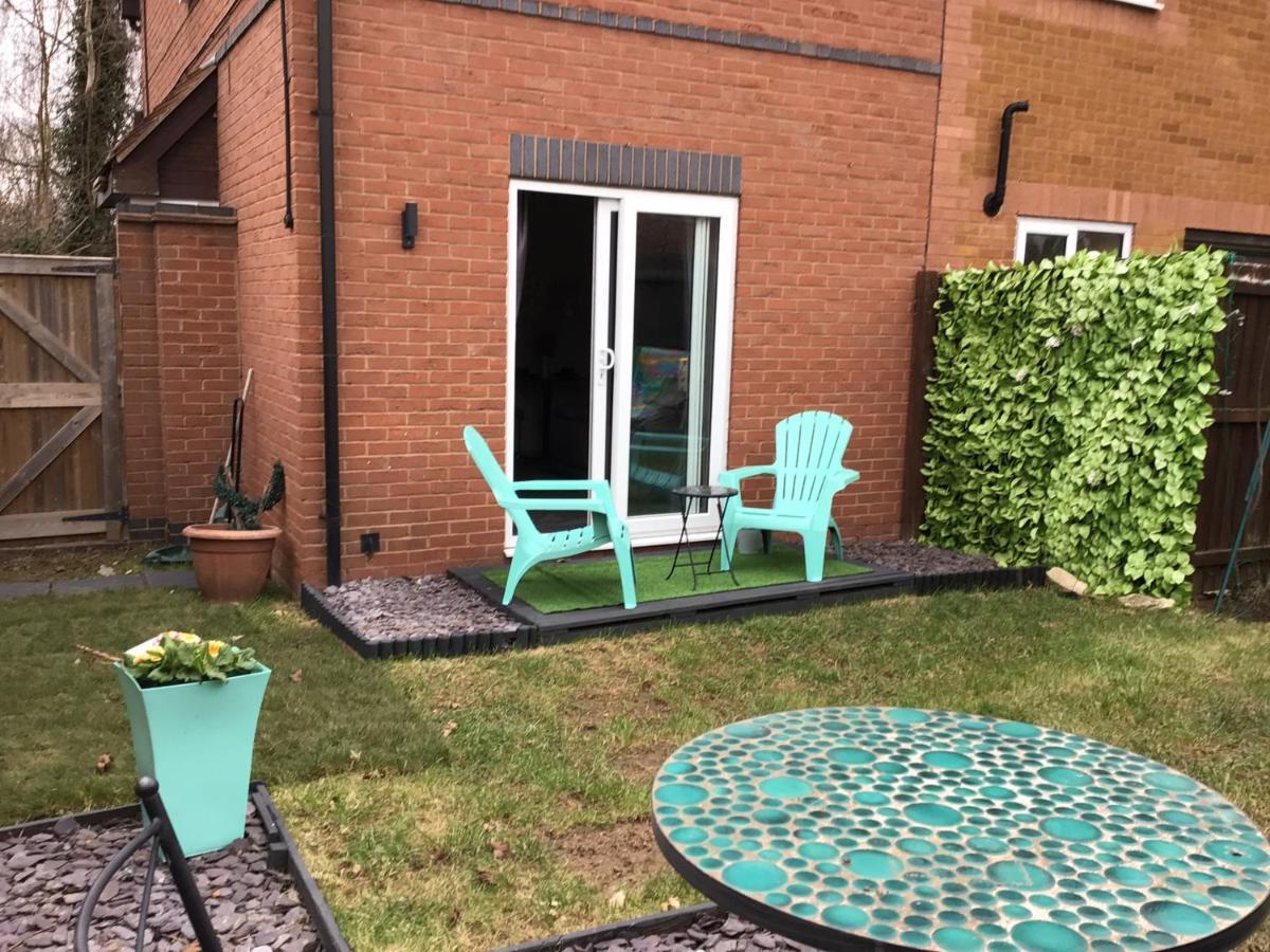 Worcester Fabulous Cherry Tree Mews Self Check In Dogs Welcome By Prior Arrangement , 2 Double Bedrooms ,Super Fast Wi-Fi, With Free Off Road Parking For 2 Vehicles Near Royal Hospital And Woodland Walks Extérieur photo