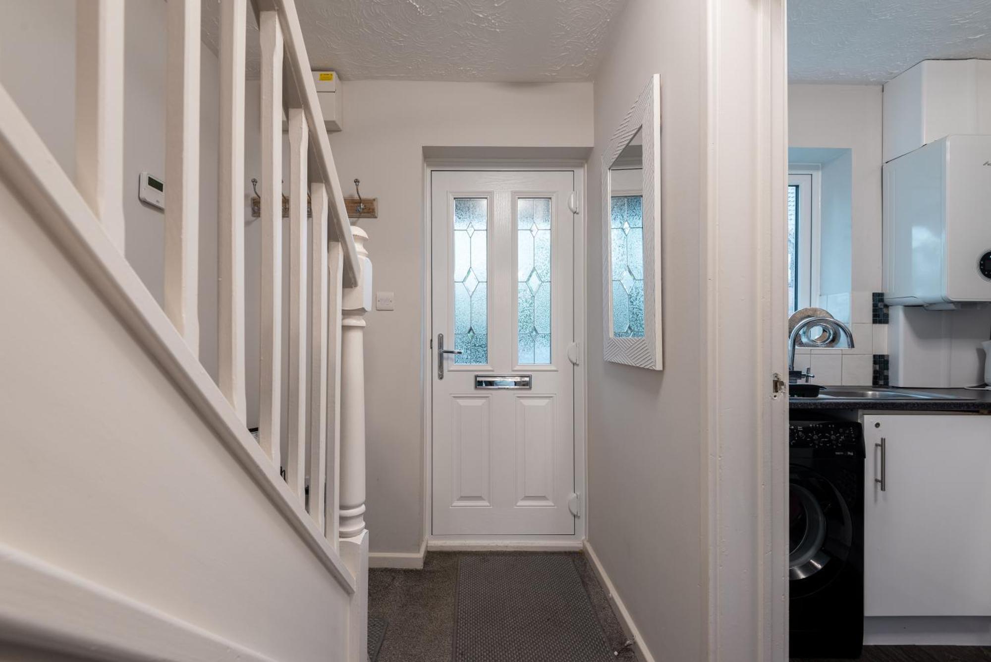 Worcester Fabulous Cherry Tree Mews Self Check In Dogs Welcome By Prior Arrangement , 2 Double Bedrooms ,Super Fast Wi-Fi, With Free Off Road Parking For 2 Vehicles Near Royal Hospital And Woodland Walks Extérieur photo