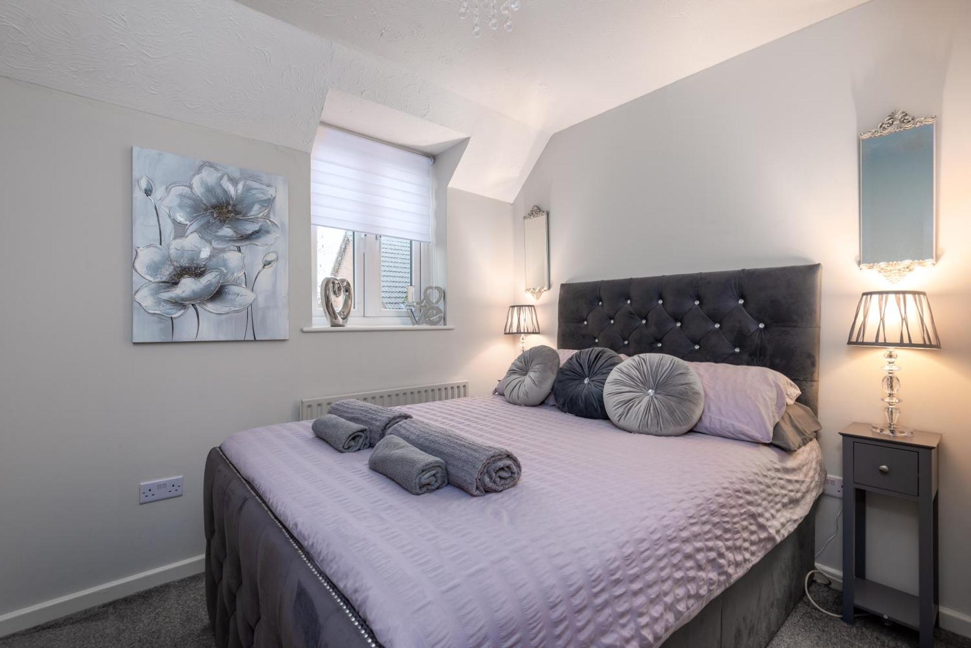 Worcester Fabulous Cherry Tree Mews Self Check In Dogs Welcome By Prior Arrangement , 2 Double Bedrooms ,Super Fast Wi-Fi, With Free Off Road Parking For 2 Vehicles Near Royal Hospital And Woodland Walks Extérieur photo