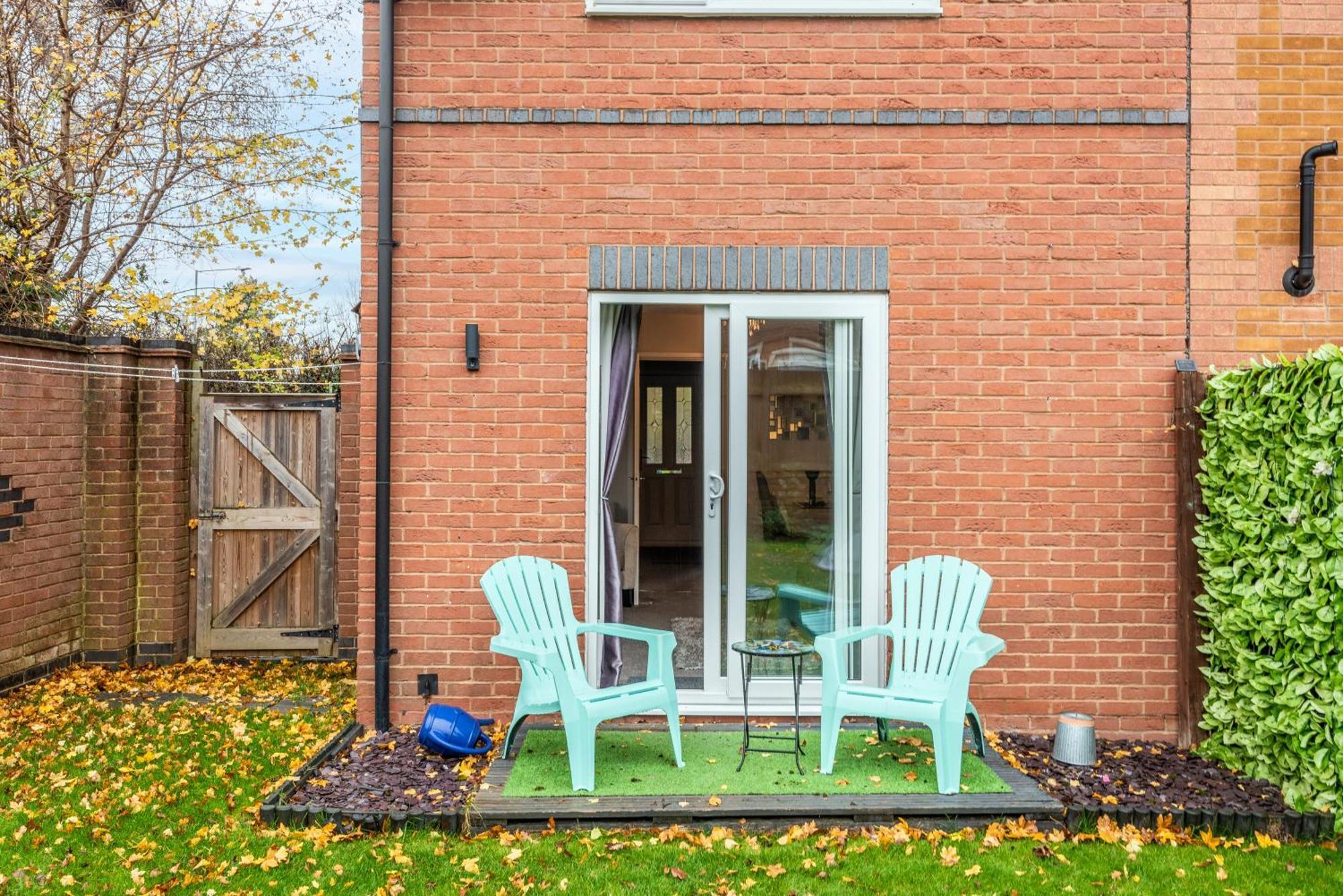 Worcester Fabulous Cherry Tree Mews Self Check In Dogs Welcome By Prior Arrangement , 2 Double Bedrooms ,Super Fast Wi-Fi, With Free Off Road Parking For 2 Vehicles Near Royal Hospital And Woodland Walks Extérieur photo
