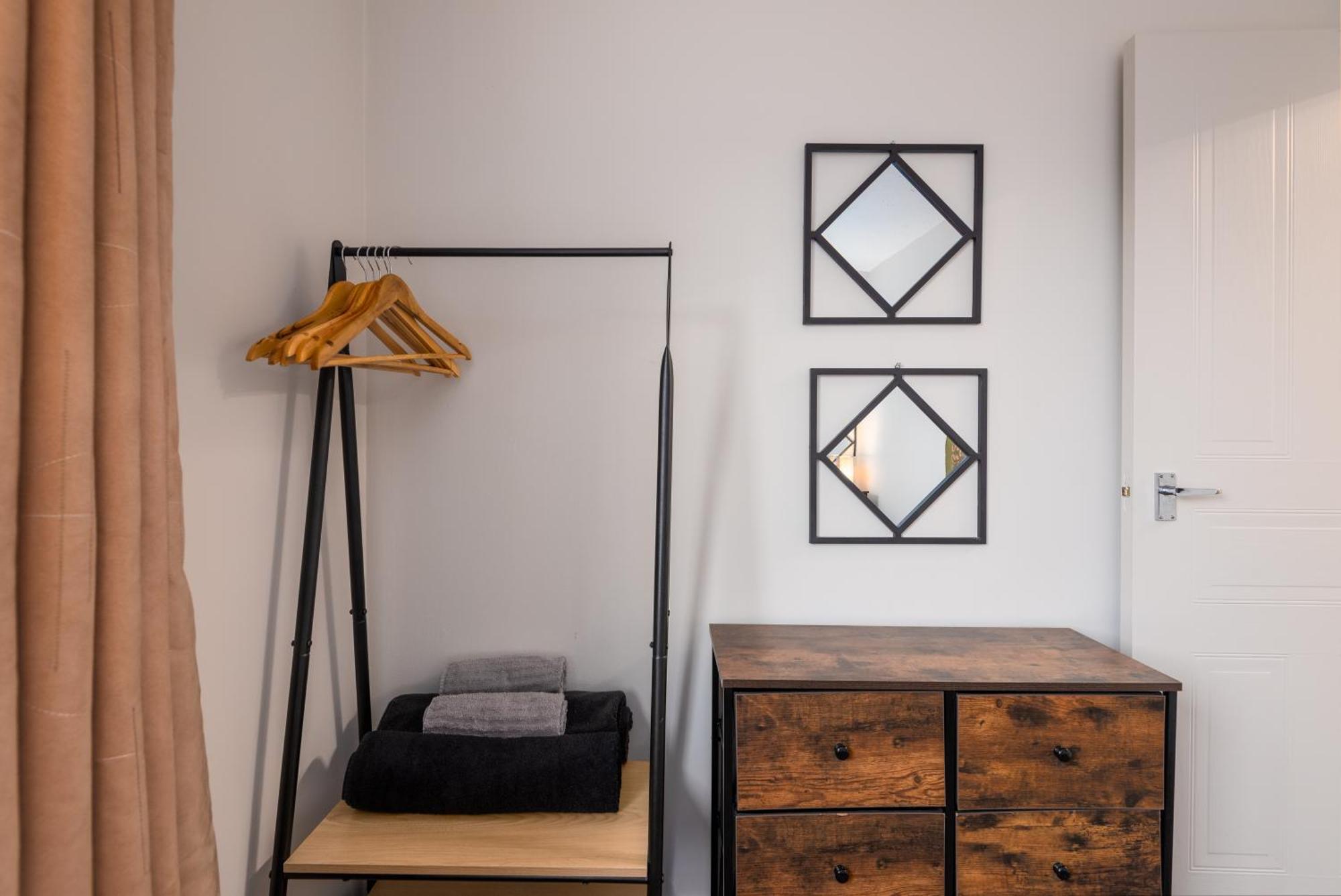 Worcester Fabulous Cherry Tree Mews Self Check In Dogs Welcome By Prior Arrangement , 2 Double Bedrooms ,Super Fast Wi-Fi, With Free Off Road Parking For 2 Vehicles Near Royal Hospital And Woodland Walks Extérieur photo
