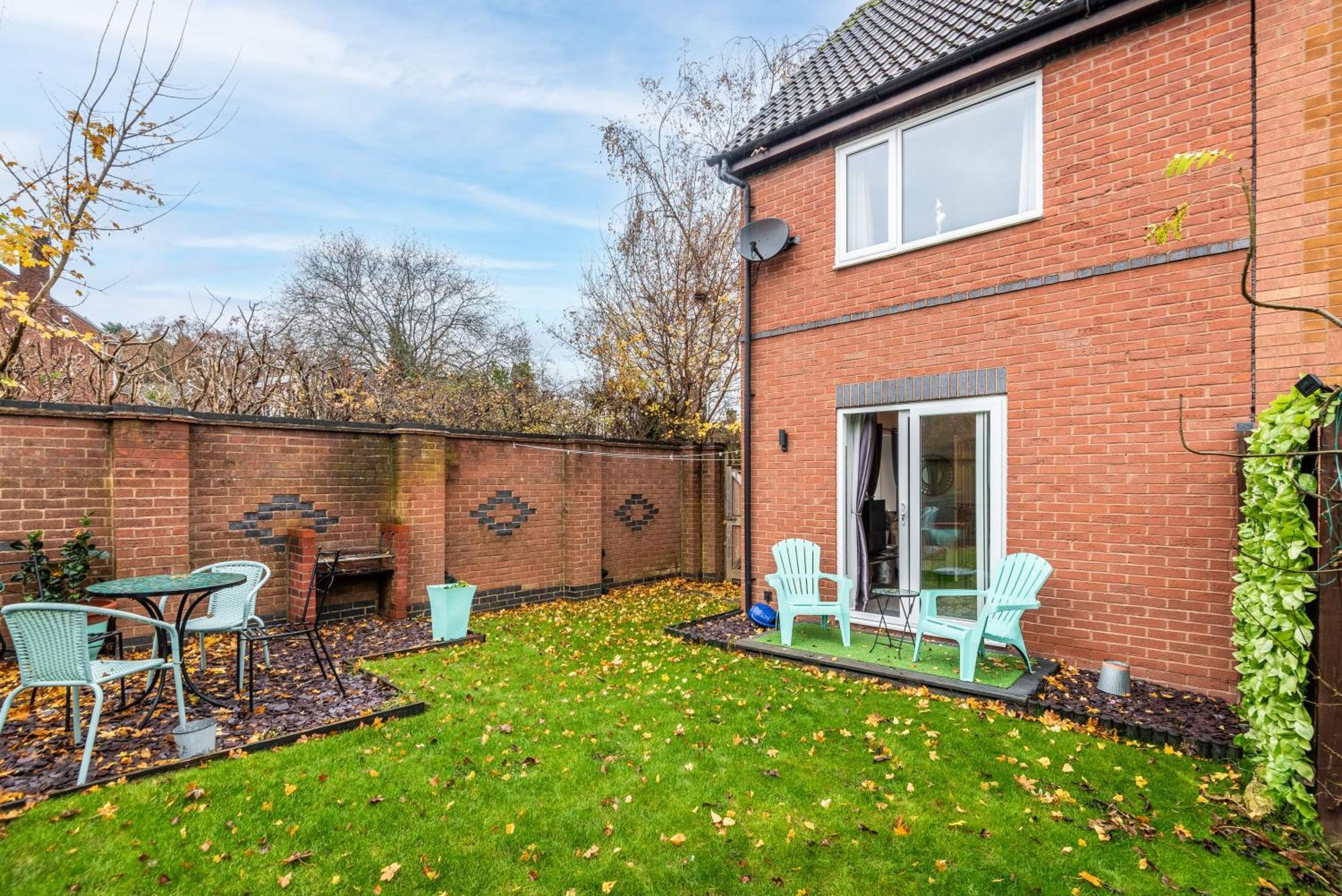 Worcester Fabulous Cherry Tree Mews Self Check In Dogs Welcome By Prior Arrangement , 2 Double Bedrooms ,Super Fast Wi-Fi, With Free Off Road Parking For 2 Vehicles Near Royal Hospital And Woodland Walks Extérieur photo