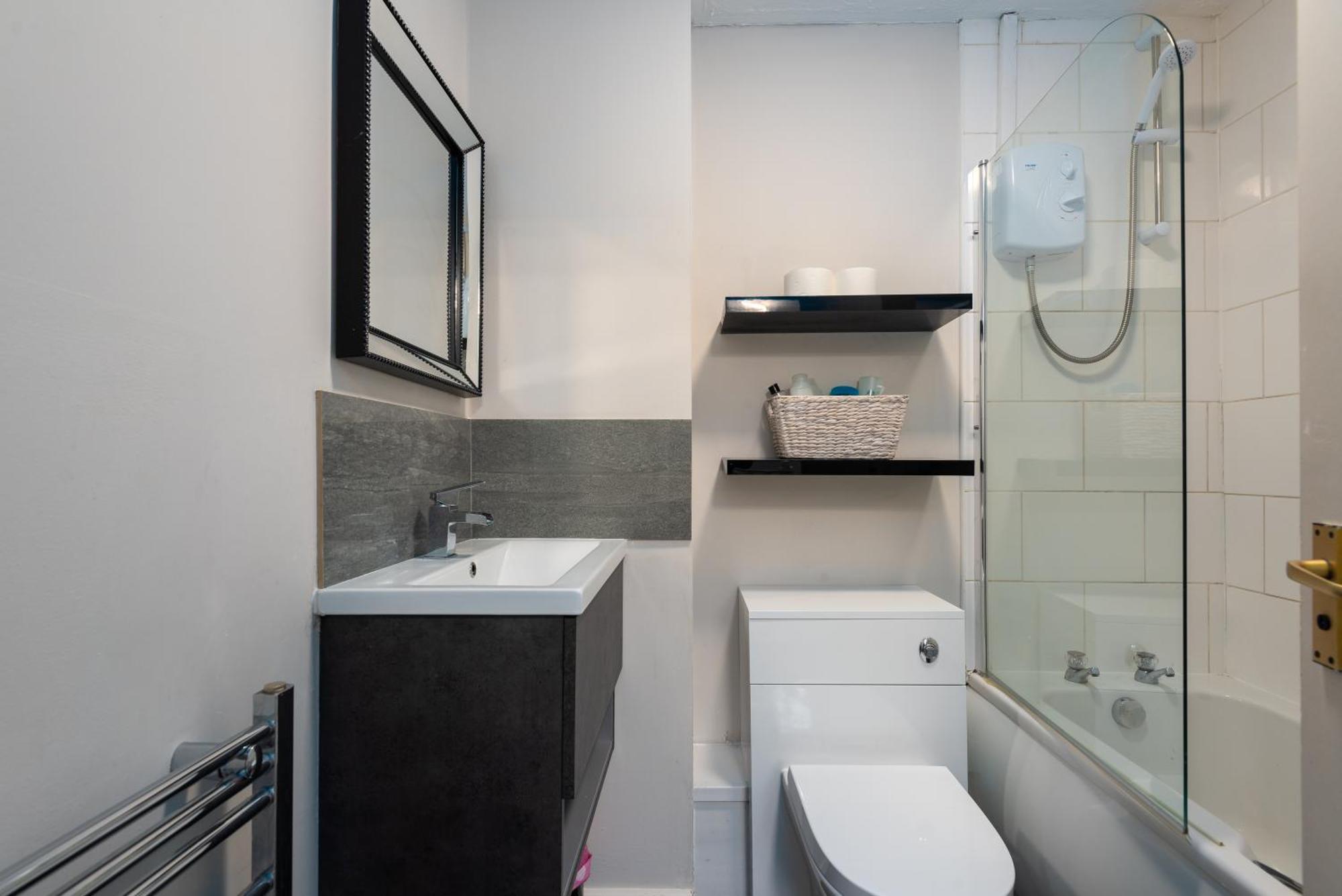 Worcester Fabulous Cherry Tree Mews Self Check In Dogs Welcome By Prior Arrangement , 2 Double Bedrooms ,Super Fast Wi-Fi, With Free Off Road Parking For 2 Vehicles Near Royal Hospital And Woodland Walks Extérieur photo