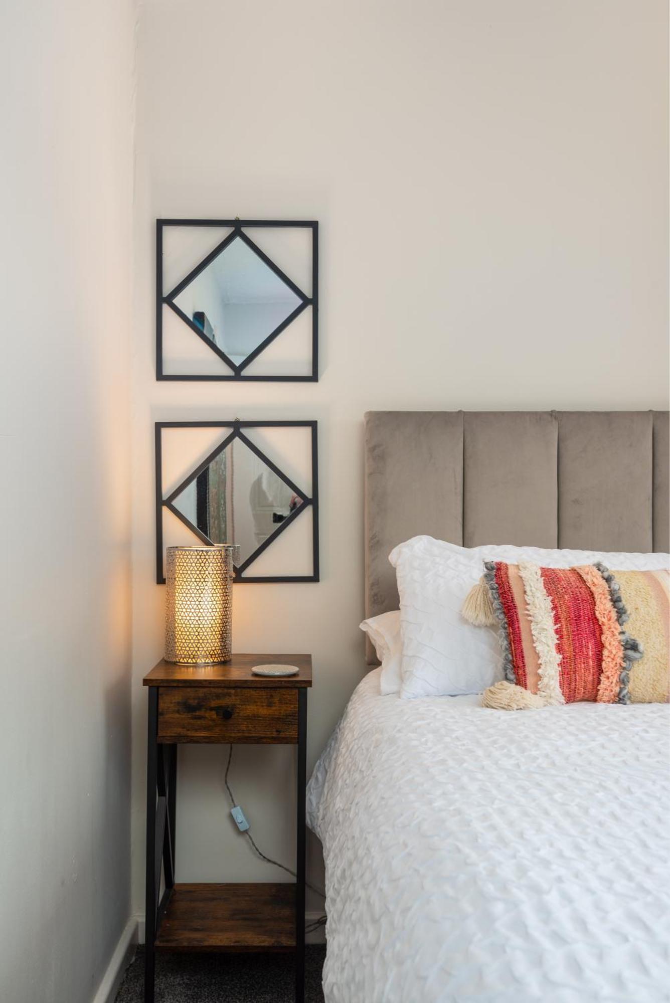 Worcester Fabulous Cherry Tree Mews Self Check In Dogs Welcome By Prior Arrangement , 2 Double Bedrooms ,Super Fast Wi-Fi, With Free Off Road Parking For 2 Vehicles Near Royal Hospital And Woodland Walks Extérieur photo