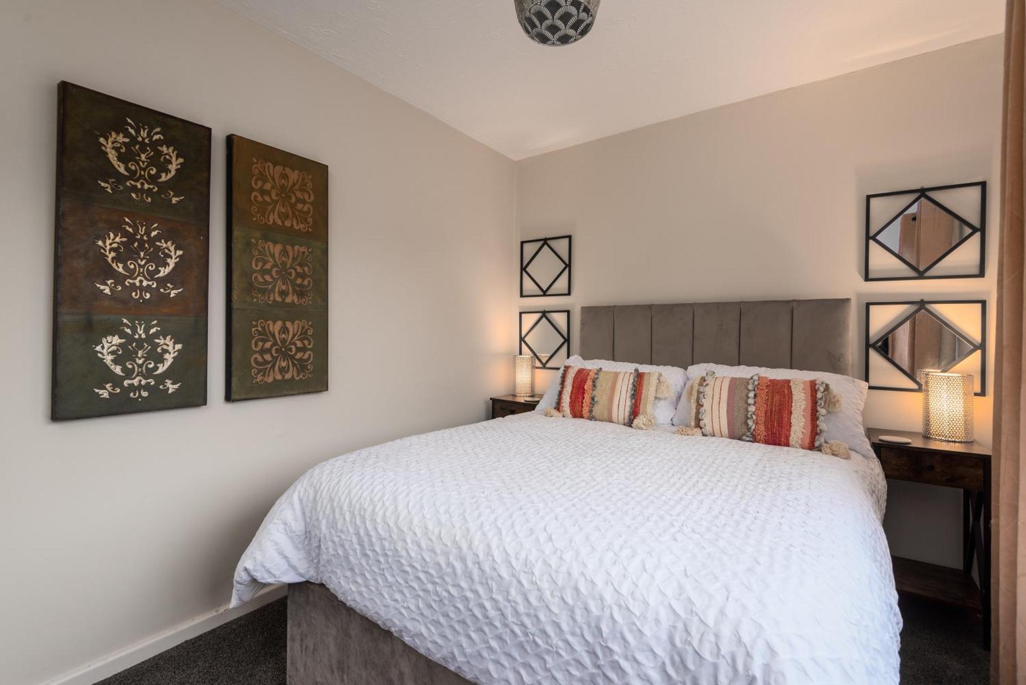 Worcester Fabulous Cherry Tree Mews Self Check In Dogs Welcome By Prior Arrangement , 2 Double Bedrooms ,Super Fast Wi-Fi, With Free Off Road Parking For 2 Vehicles Near Royal Hospital And Woodland Walks Extérieur photo